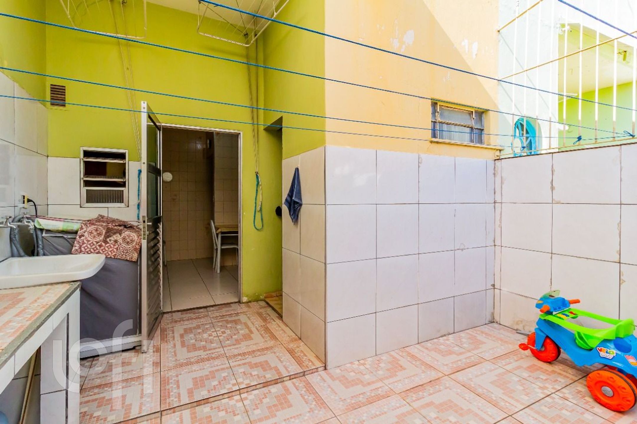 Casa à venda com 3 quartos, 110m² - Foto 35