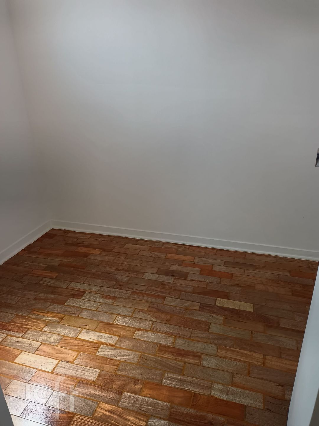 Apartamento à venda com 3 quartos, 120m² - Foto 2