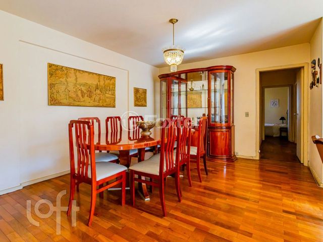 Apartamento com 115m², 3 dormitórios, 1 suíte, 1 vaga, Bela Vista em Porto Alegre