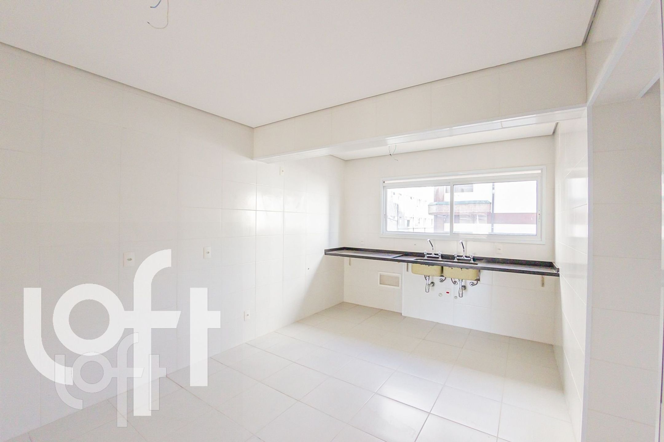 Apartamento à venda com 4 quartos, 205m² - Foto 36