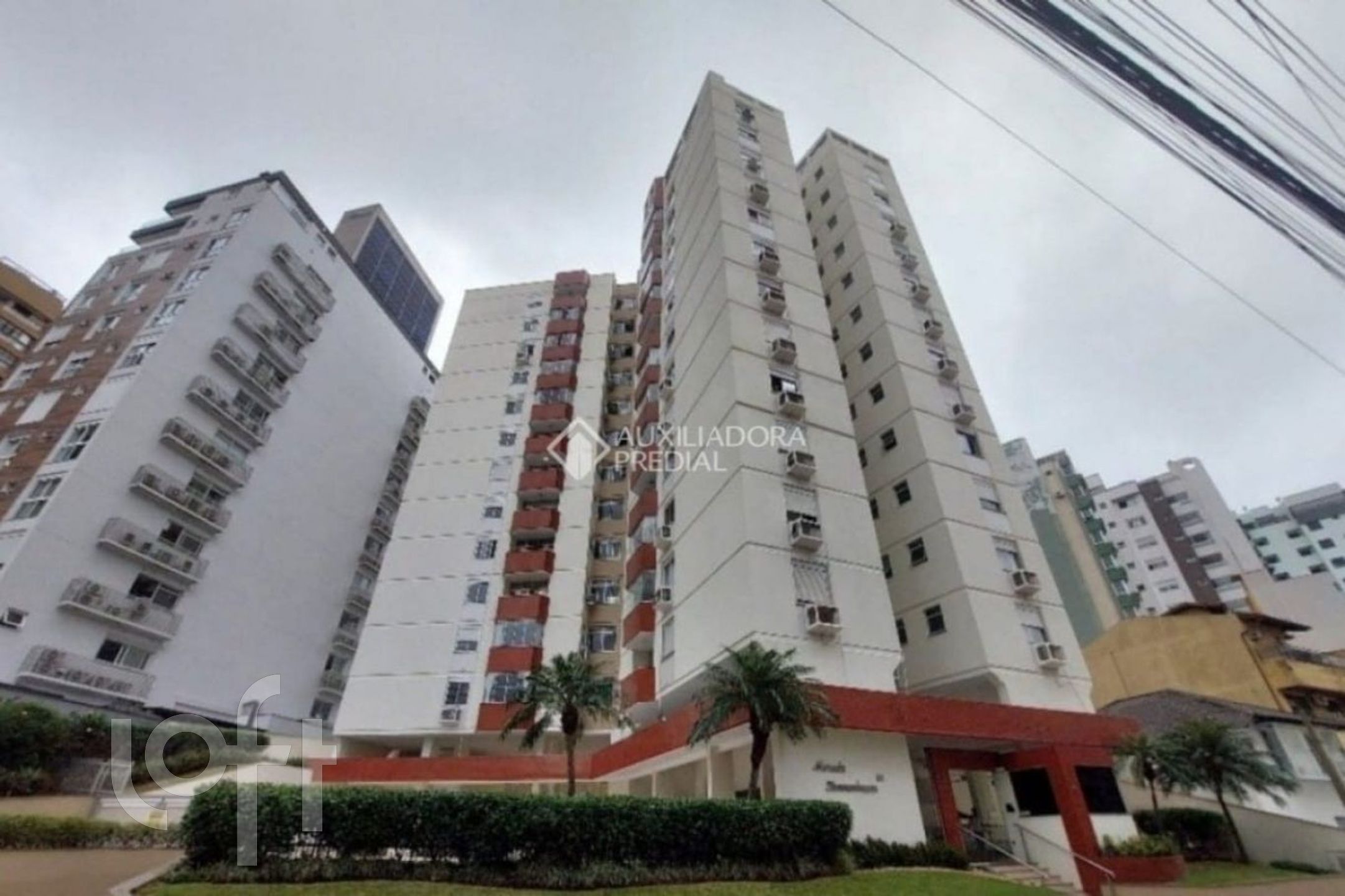 Apartamentos com 101m², 3 quartos, 1 suíte, 1 garagem, no bairro Centro em Florianópolis