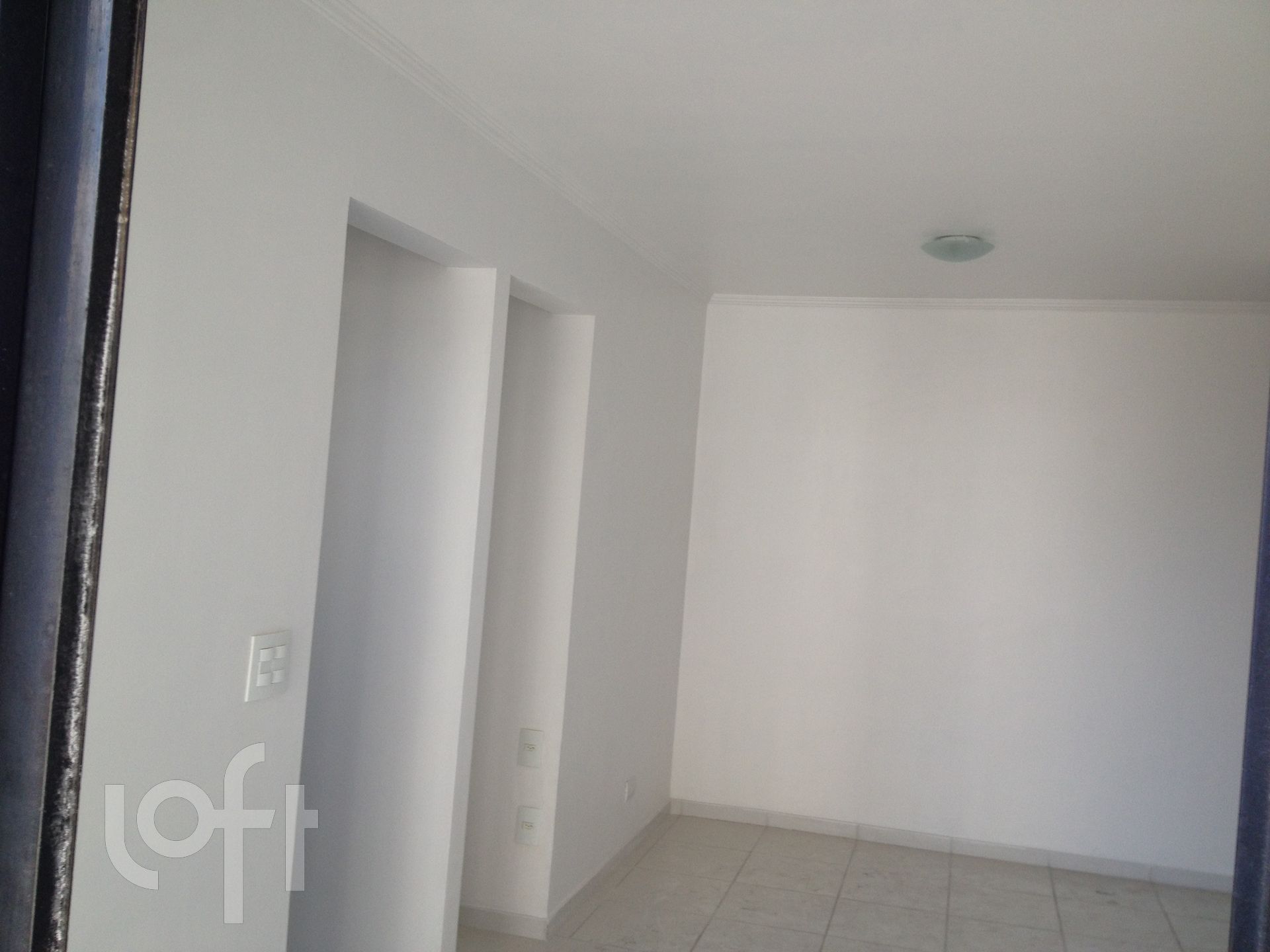 Apartamento à venda com 2 quartos, 46m² - Foto 2