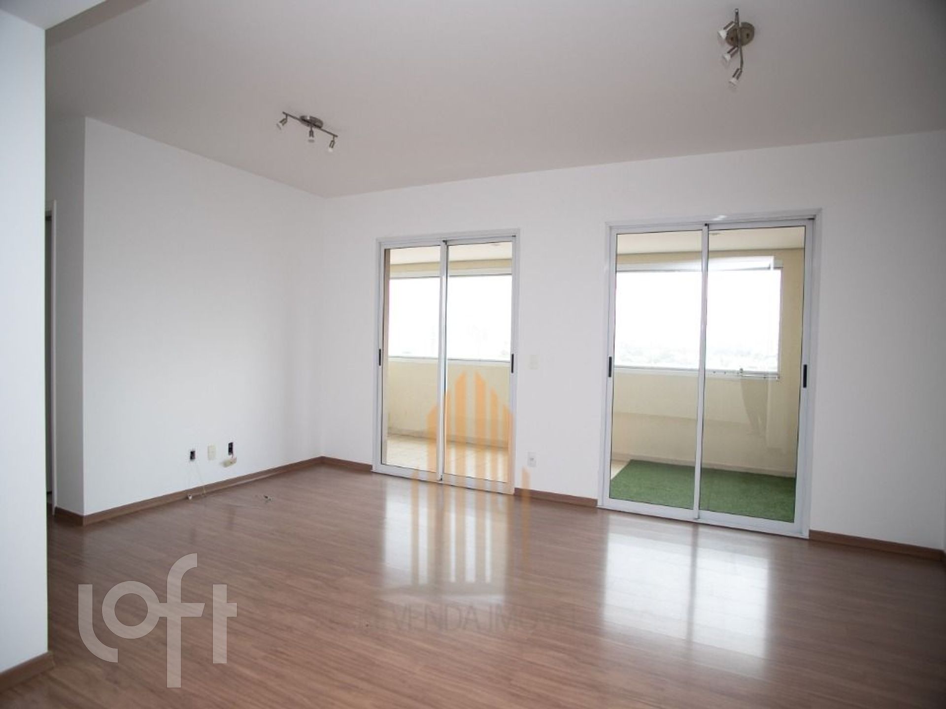 Apartamento à venda com 3 quartos, 120m² - Foto 1