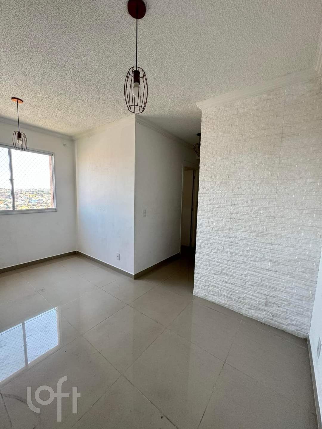 Apartamento à venda com 2 quartos, 43m² - Foto 2