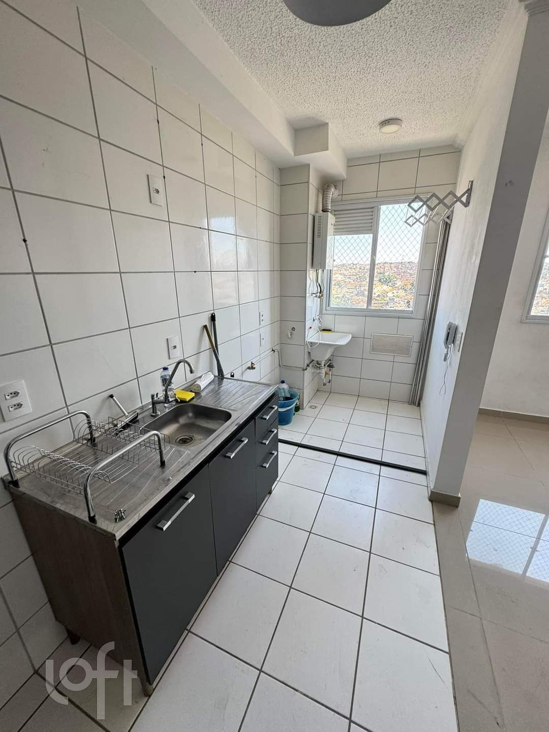 Apartamento à venda com 2 quartos, 43m² - Foto 3