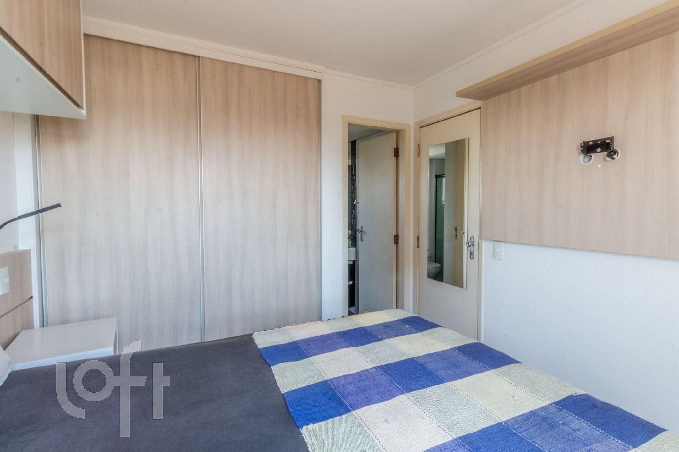 Apartamento à venda com 2 quartos, 62m² - Foto 17