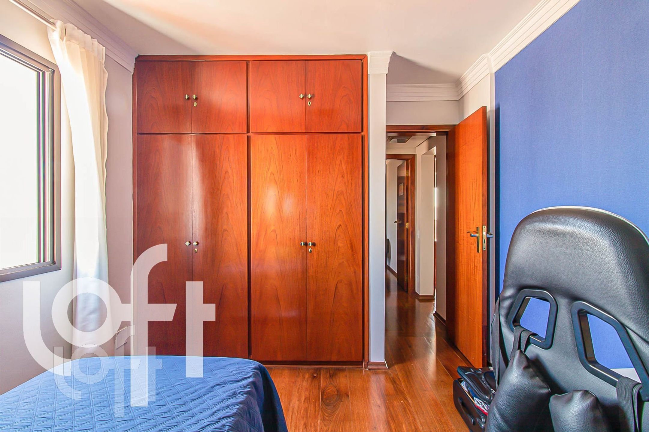 Apartamento à venda com 3 quartos, 150m² - Foto 3