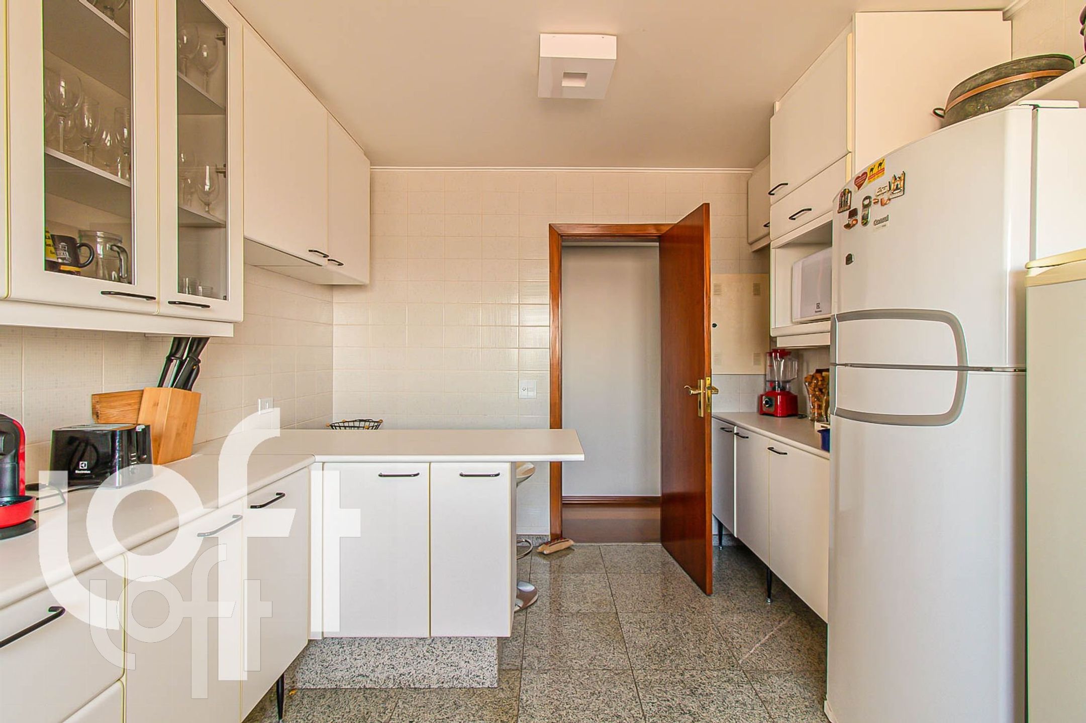 Apartamento à venda com 3 quartos, 150m² - Foto 21