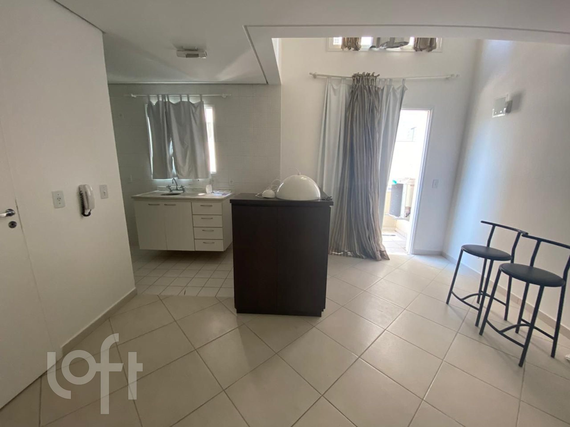 Apartamento à venda com 1 quarto, 47m² - Foto 1