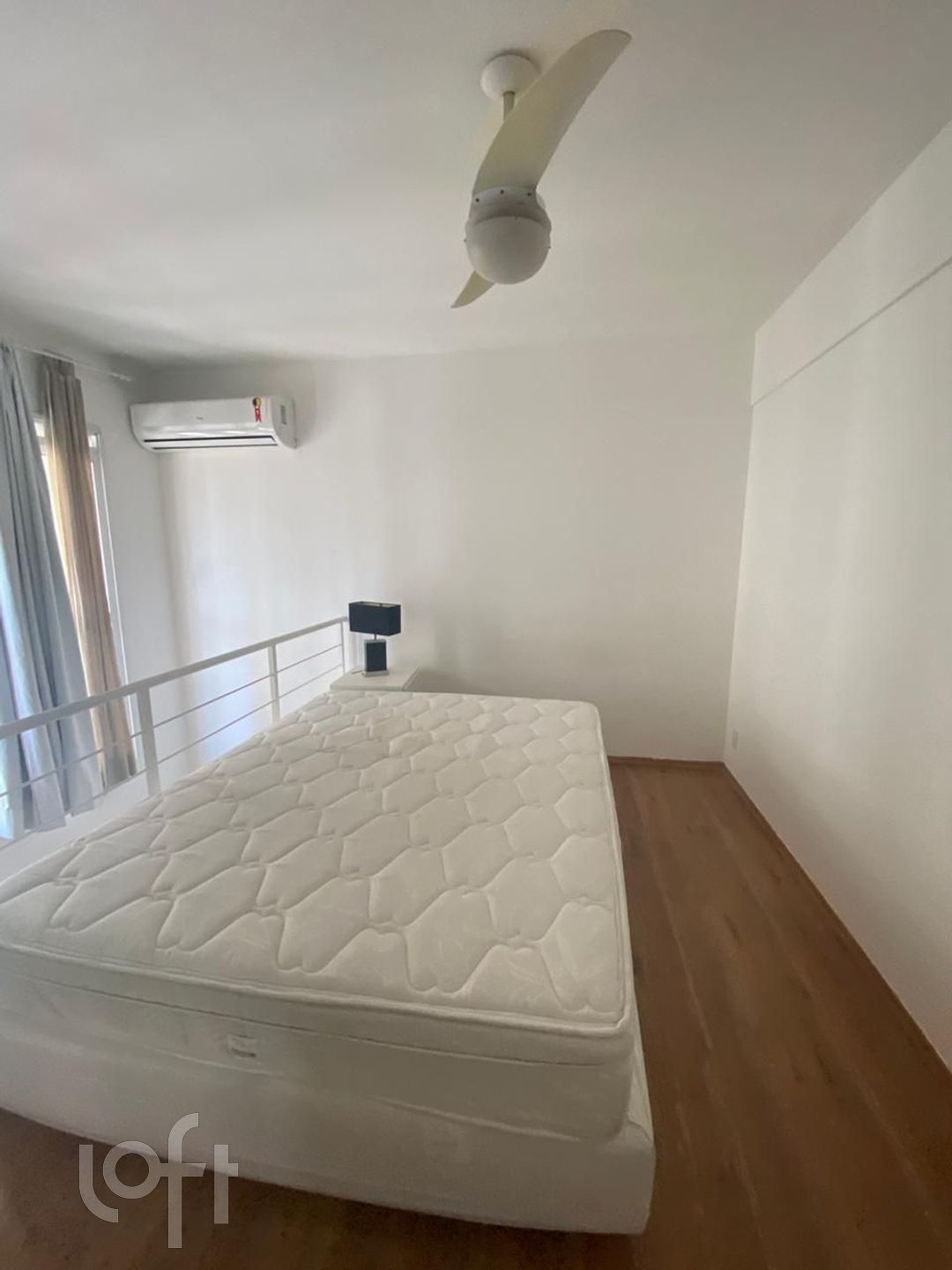 Apartamento à venda com 1 quarto, 47m² - Foto 2