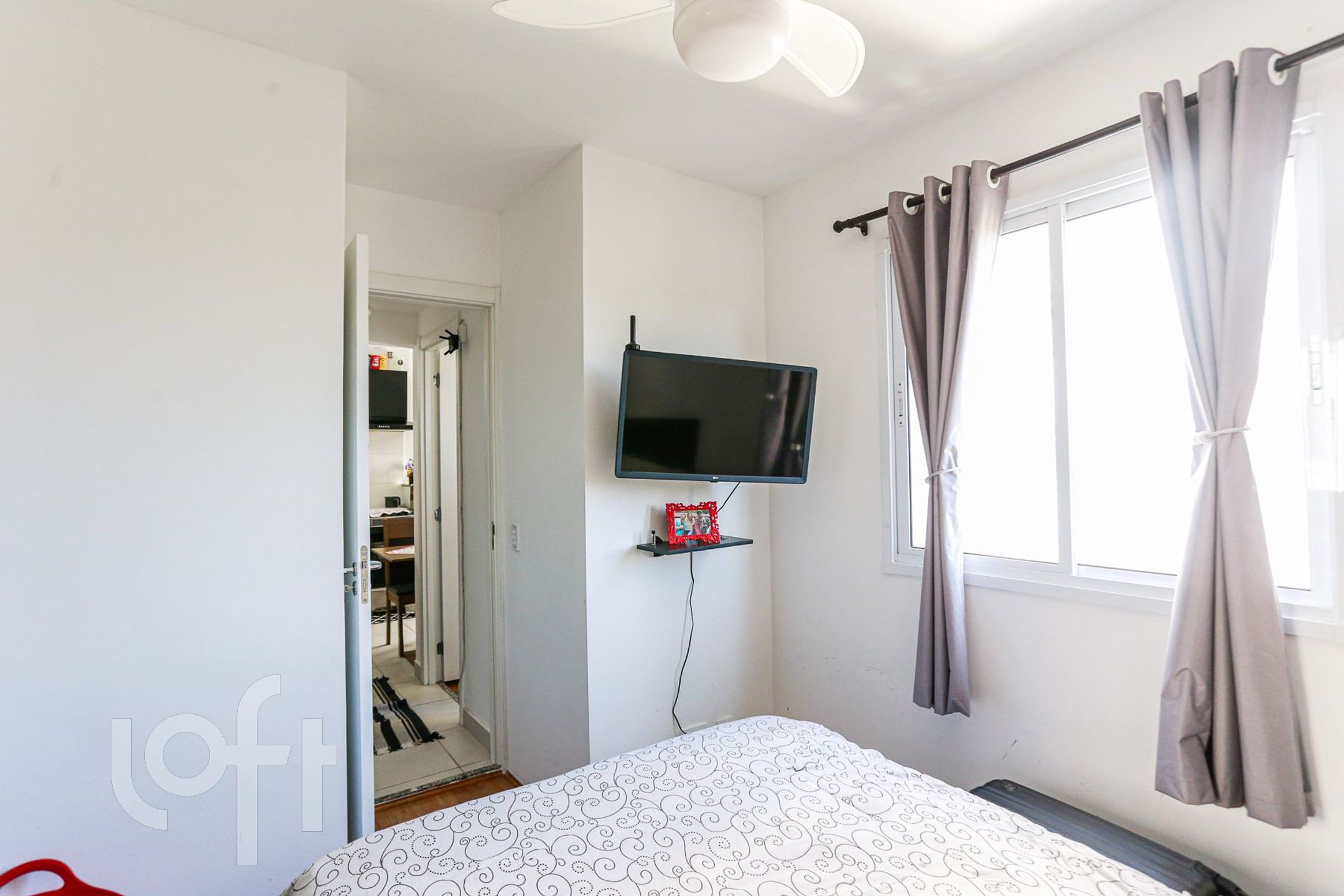 Apartamento à venda com 2 quartos, 33m² - Foto 28