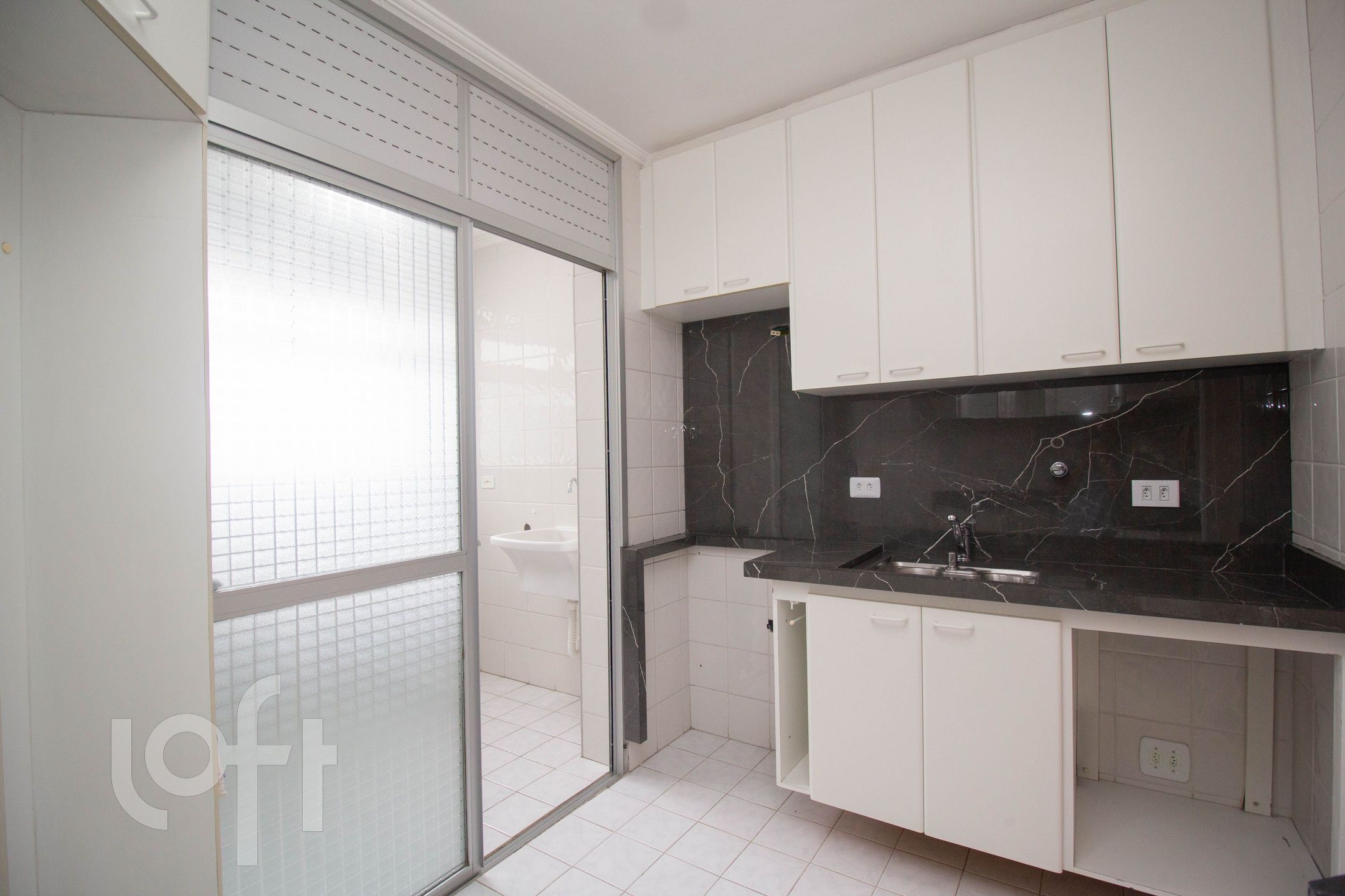 Apartamento à venda com 2 quartos, 63m² - Foto 11