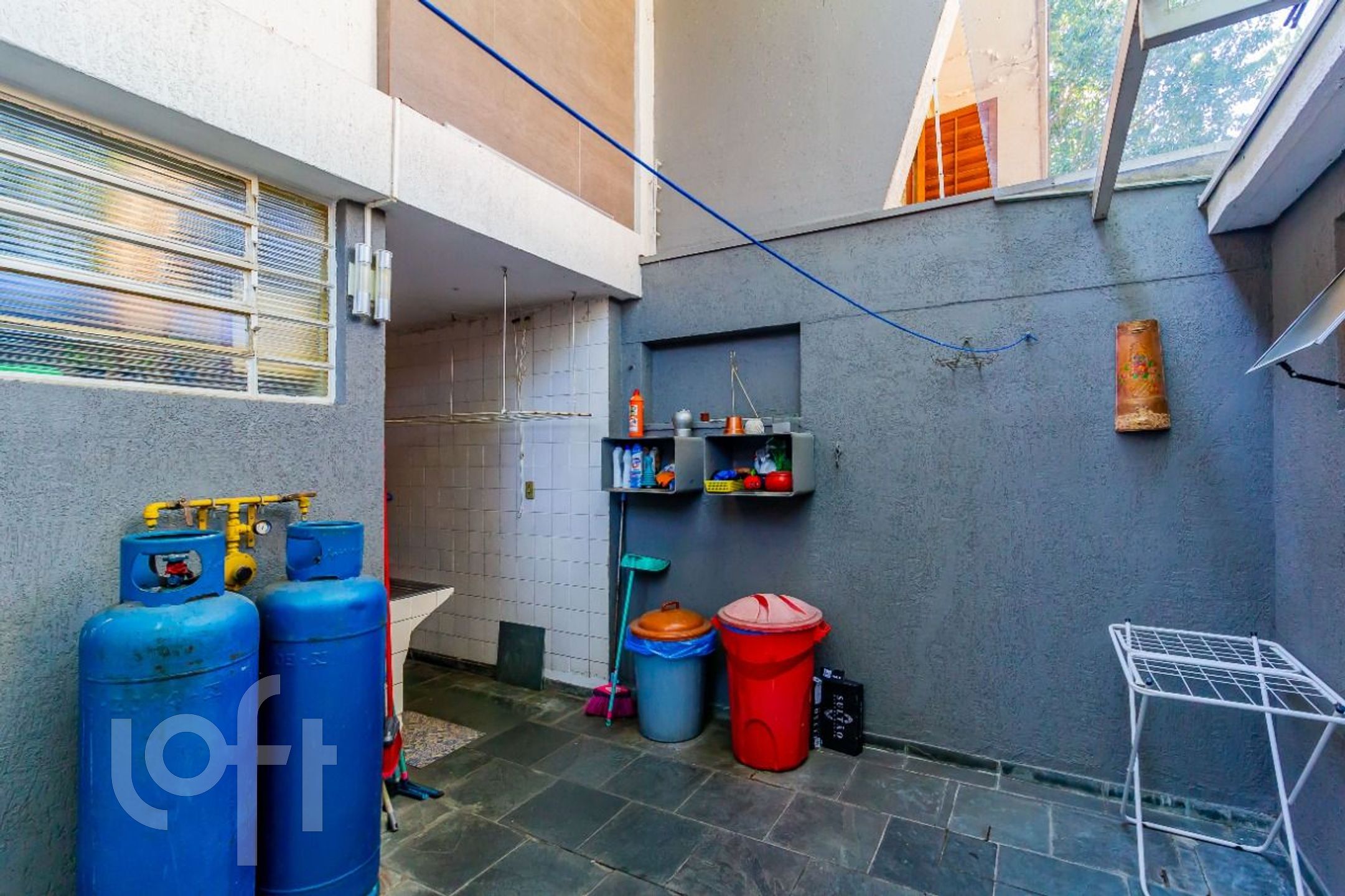 Casa à venda com 4 quartos, 280m² - Foto 47