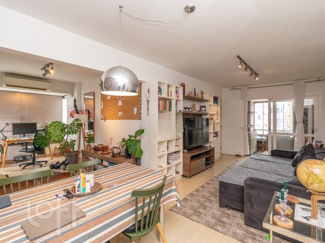 Apartamento com 98m², 2 dormitórios, 1 vaga, Cidade Baixa em Porto Alegre