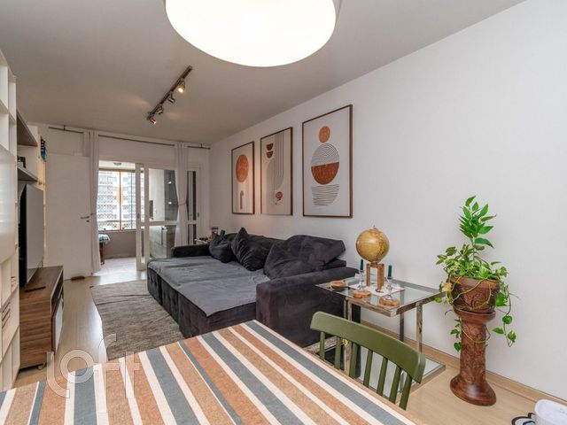 Apartamento com 98m², 2 dormitórios, 1 vaga, Cidade Baixa em Porto Alegre