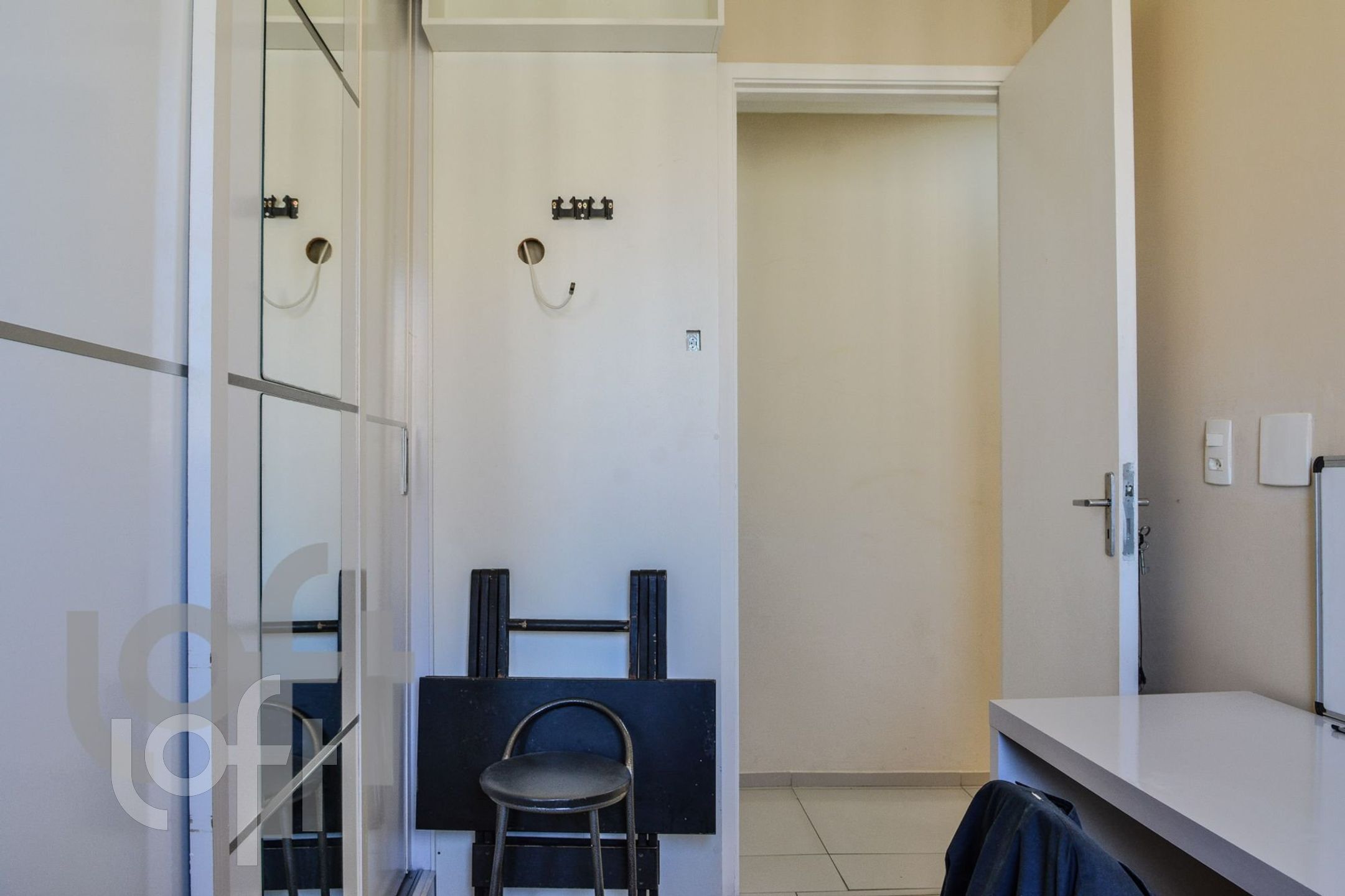 Apartamento à venda com 3 quartos, 64m² - Foto 11