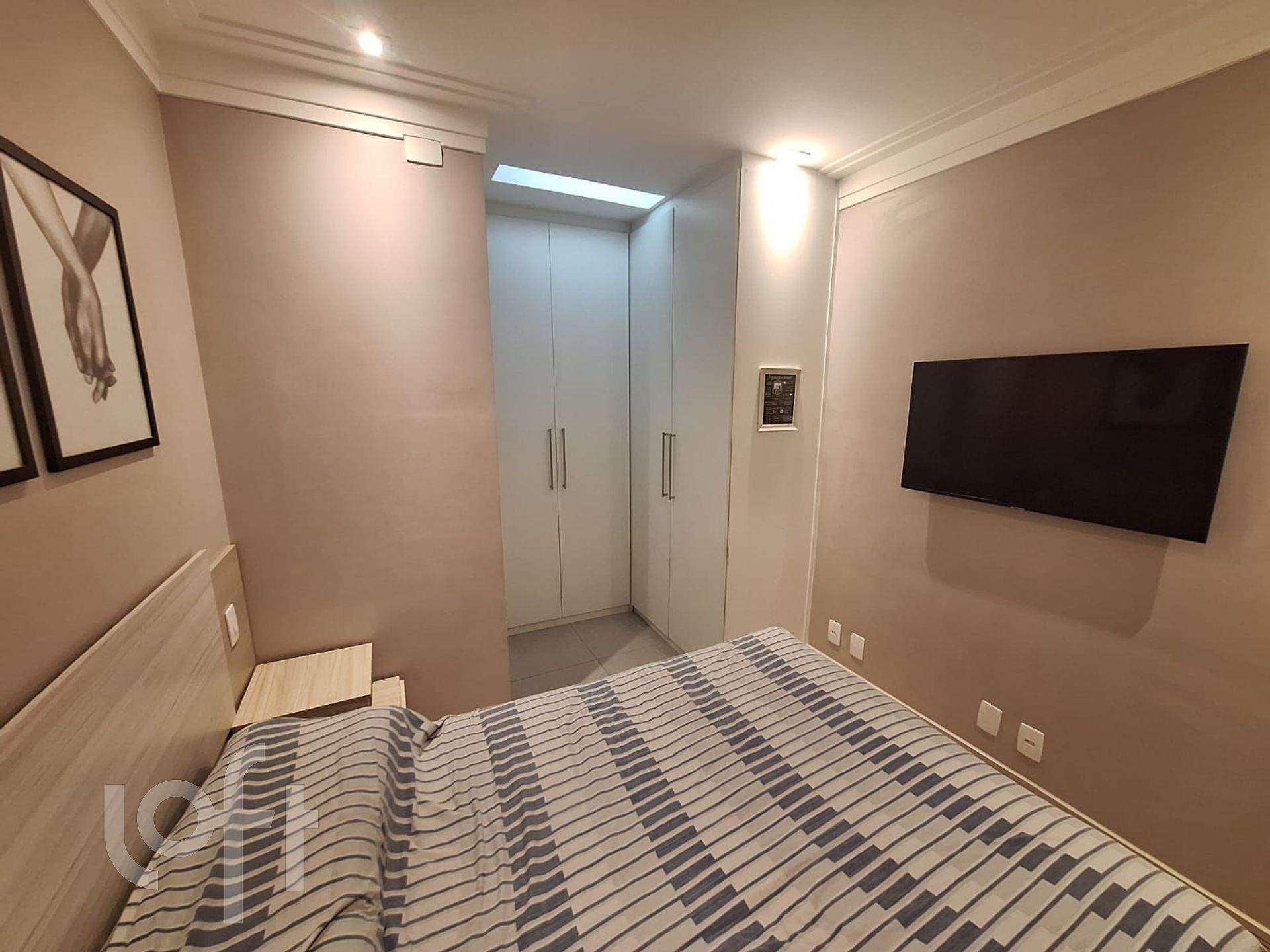 Apartamento à venda com 1 quarto, 38m² - Foto 4