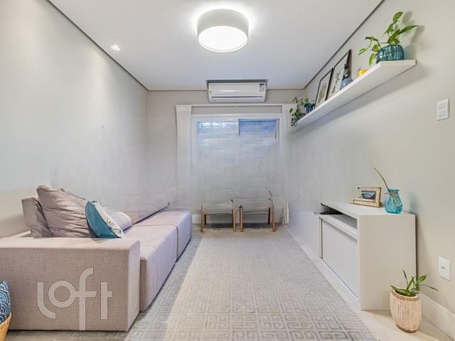 Apartamento com 70m², 2 dormitórios, 1 suíte, 1 vaga, Menino Deus em Porto Alegre