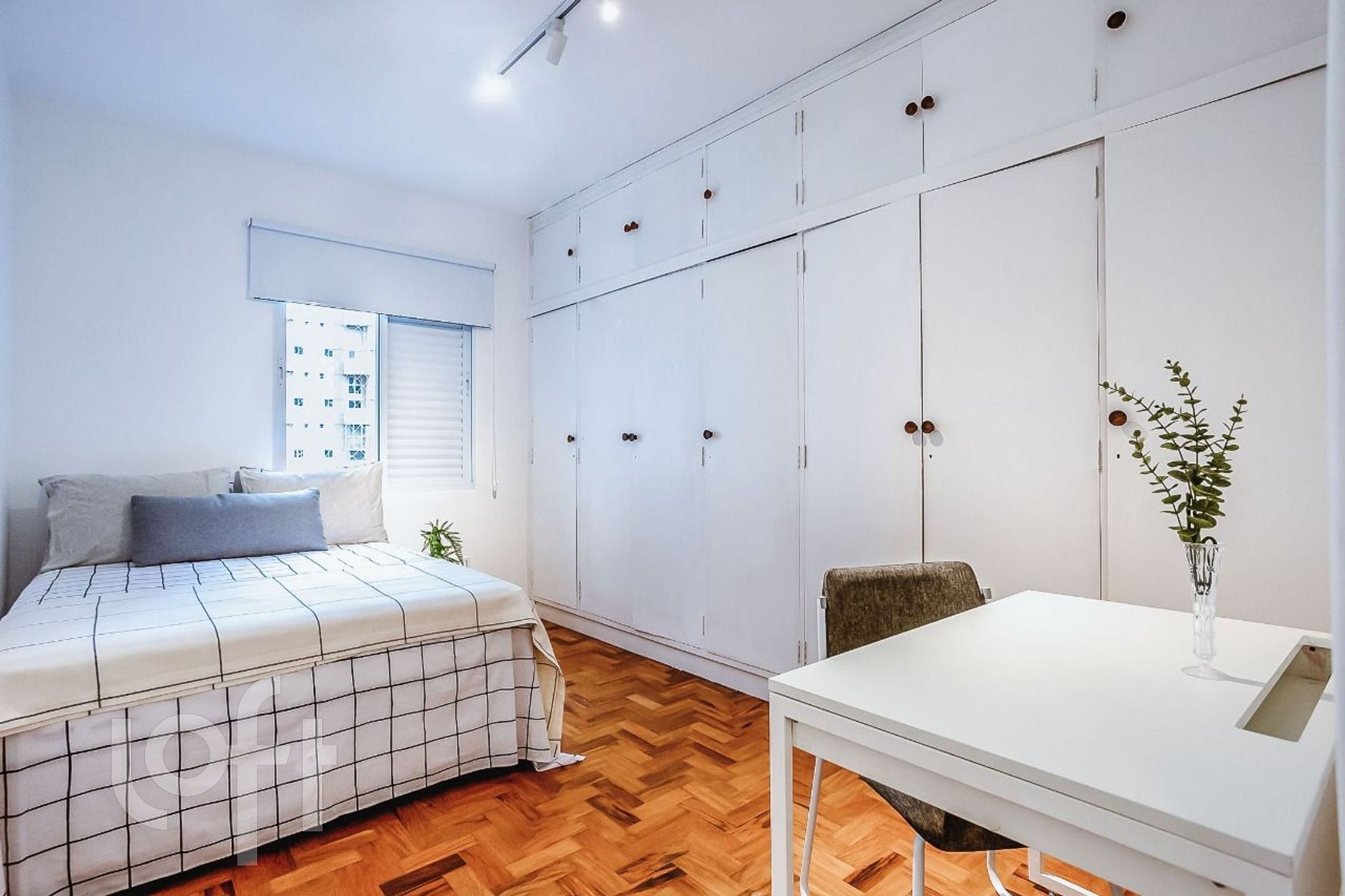 Apartamento à venda com 3 quartos, 84m² - Foto 13