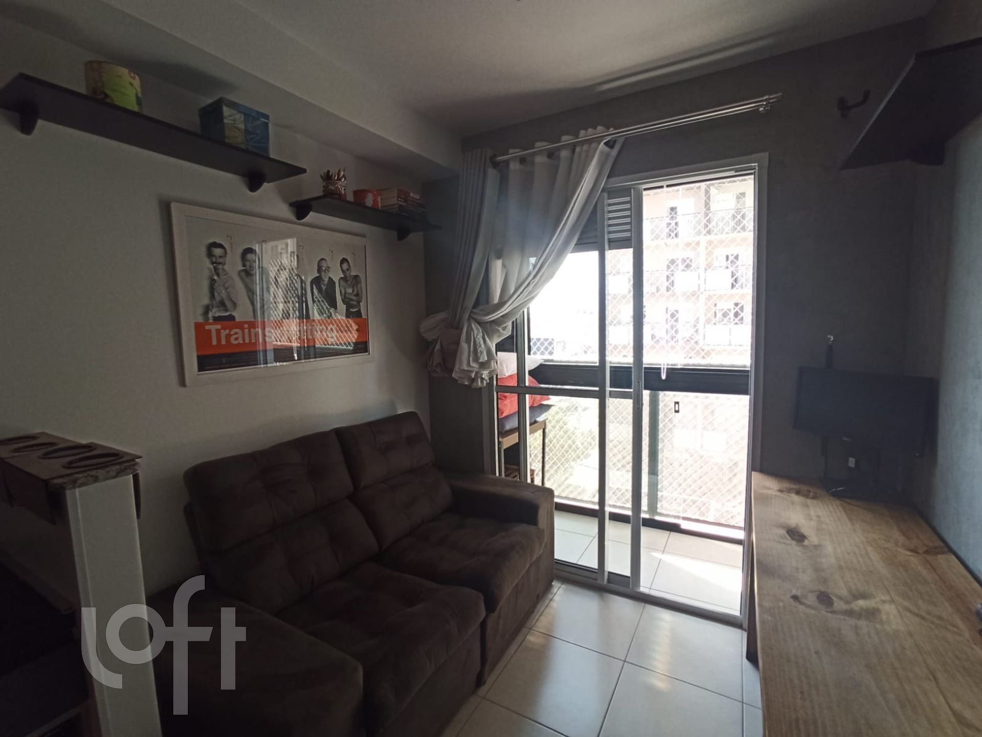 Apartamento à venda com 1 quarto, 28m² - Foto 2