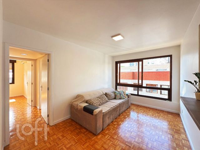 Apartamento com 74m², 2 dormitórios, 1 vaga, Higienópolis em Porto Alegre