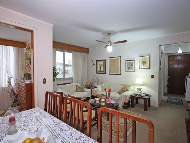 Apartamento com 106m², 3 dormitórios, 1 suíte, 1 vaga, Floresta em Porto Alegre