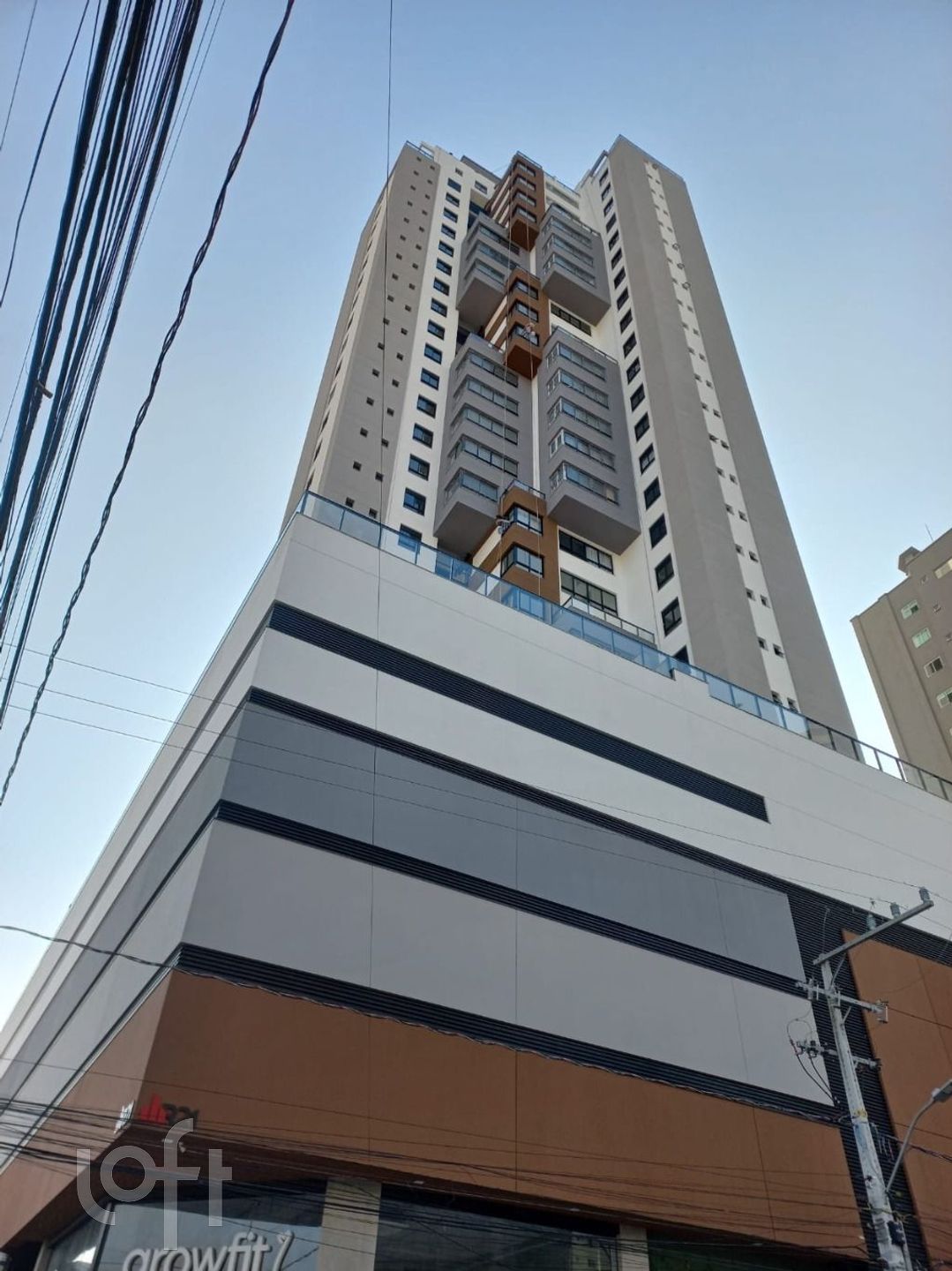 Apartamentos com 249m², 4 quartos, 4 suítes, 3 garagens, no bairro Centro em Balneário Camboriú