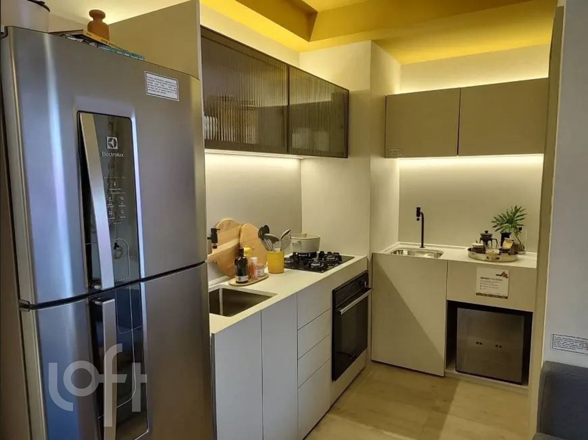 Apartamento à venda com 2 quartos, 39m² - Foto 4