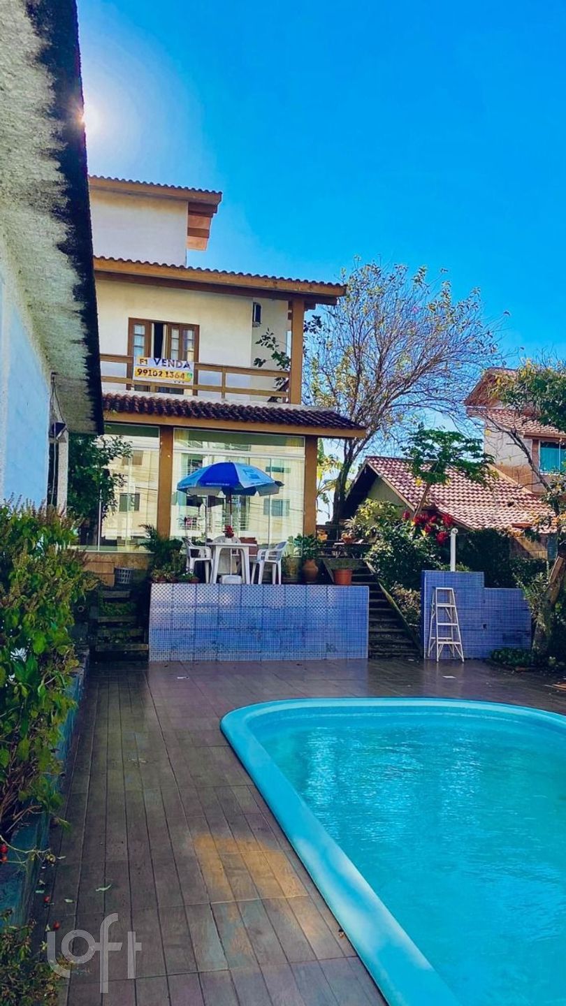 Casa à venda em Serraria com 149 m², 3 quartos, 1 suíte, 6 vagas