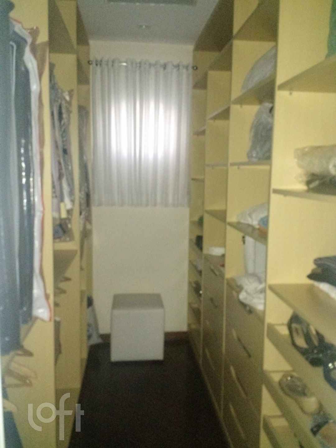 Apartamento à venda com 4 quartos, 215m² - Foto 4