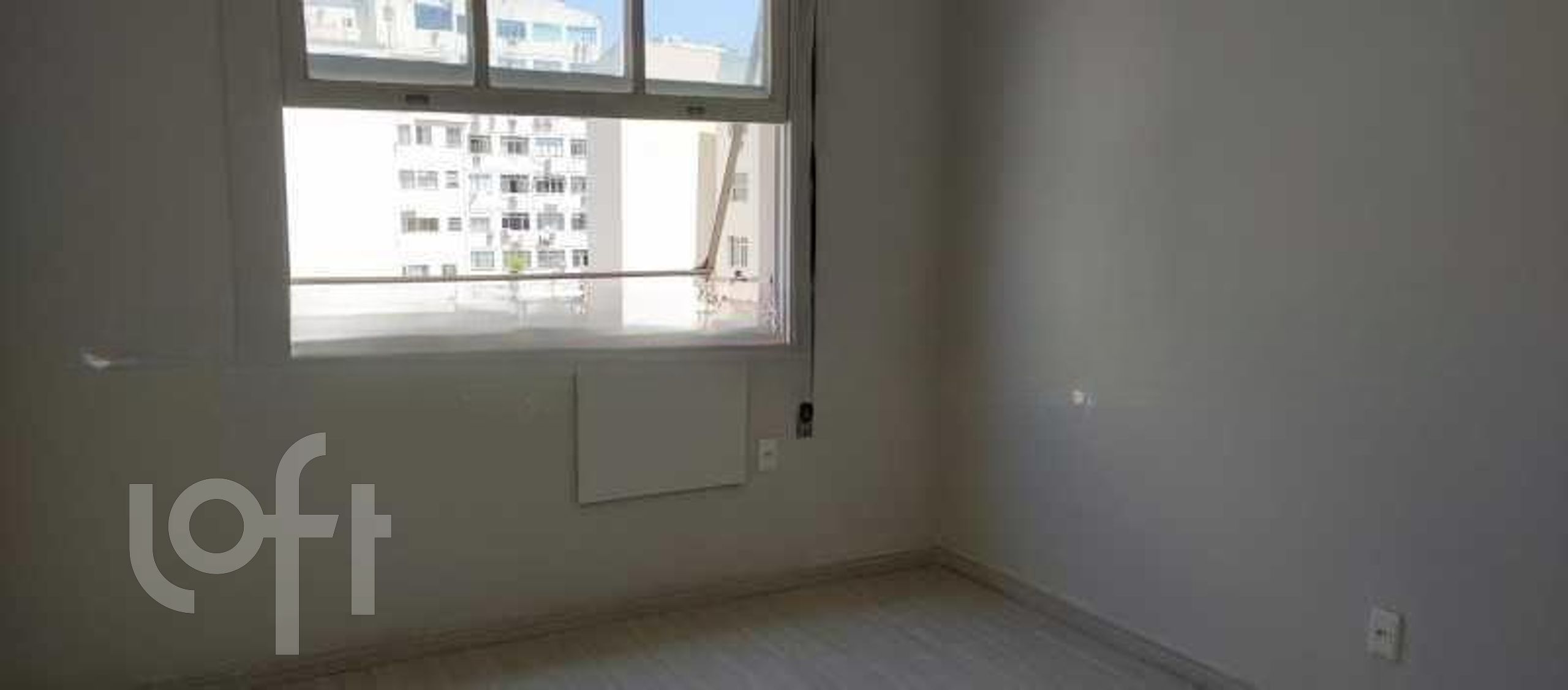 Apartamento à venda com 3 quartos, 130m² - Foto 4