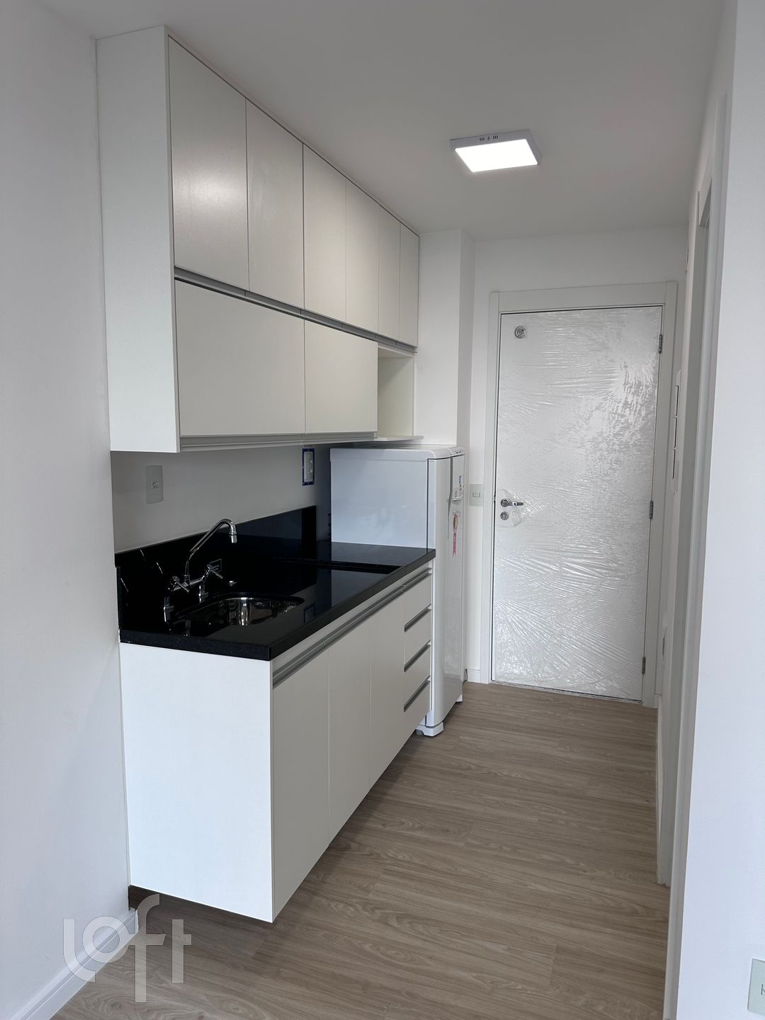 Apartamento à venda com 1 quarto, 26m² - Foto 14