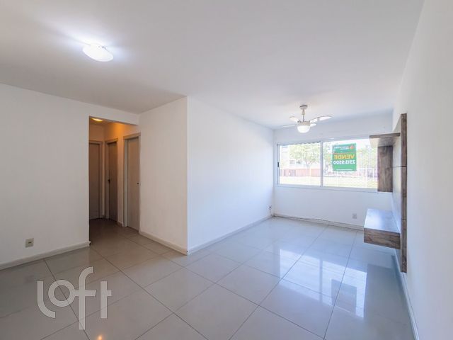 Apartamento com 69m², 3 dormitórios, 1 suíte, 1 vaga, Vila Ipiranga em Porto Alegre