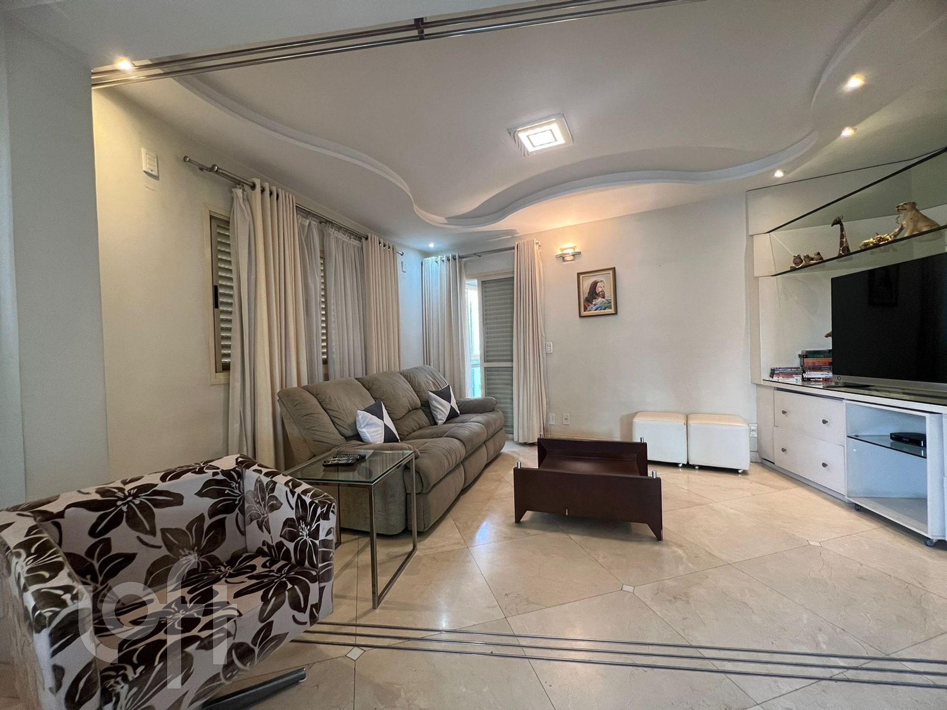 Apartamento à venda com 3 quartos, 253m² - Foto 23