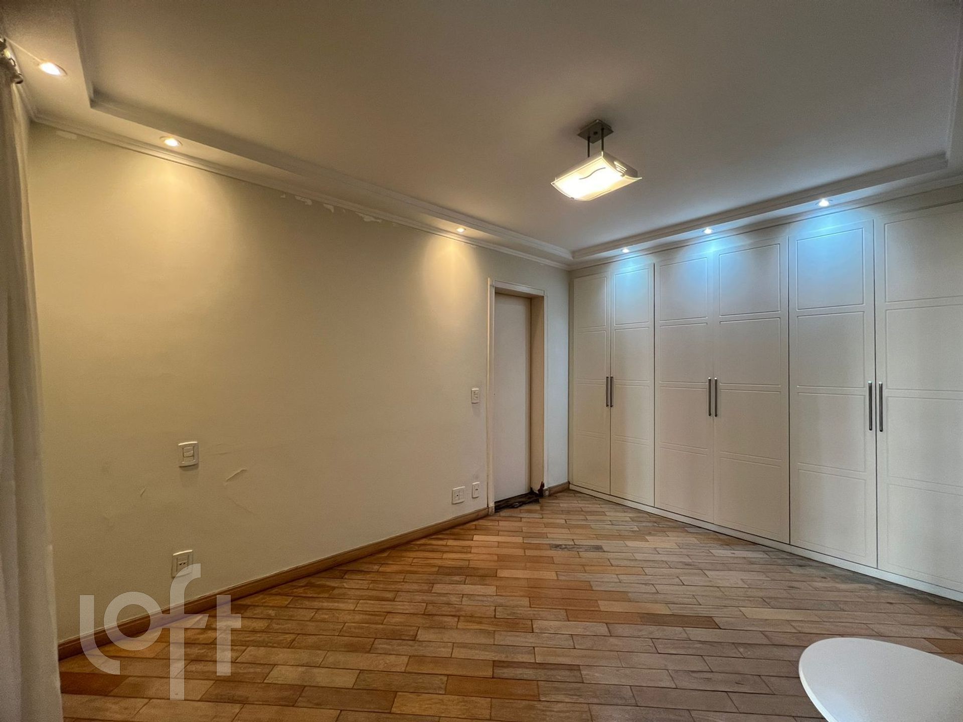 Apartamento à venda com 3 quartos, 253m² - Foto 18