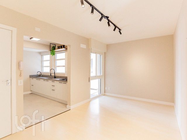 Apartamento com 55m², 2 dormitórios, Rio Branco em Porto Alegre