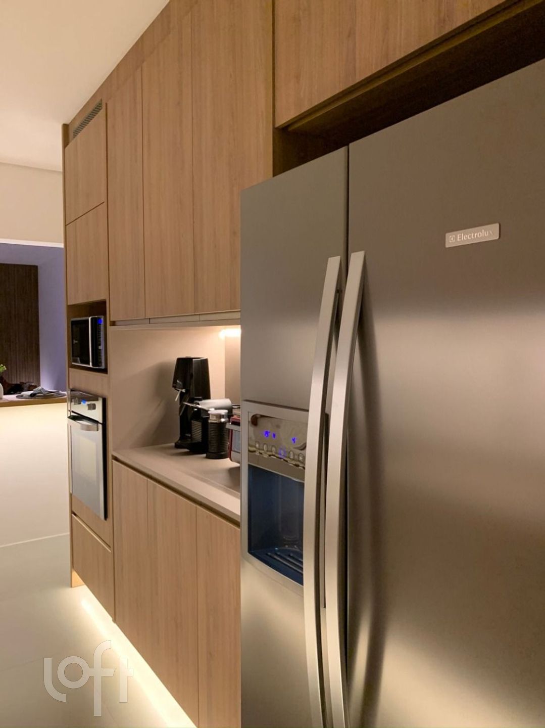 Apartamento à venda com 2 quartos, 138m² - Foto 4