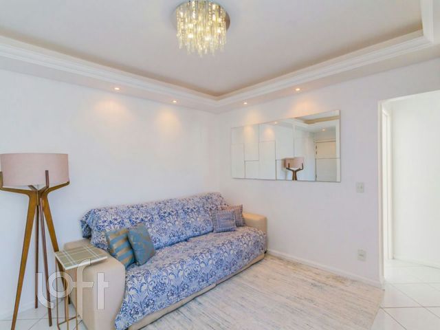 Apartamento com 72m², 3 dormitórios, 1 vaga, Chácara das Pedras em Porto Alegre