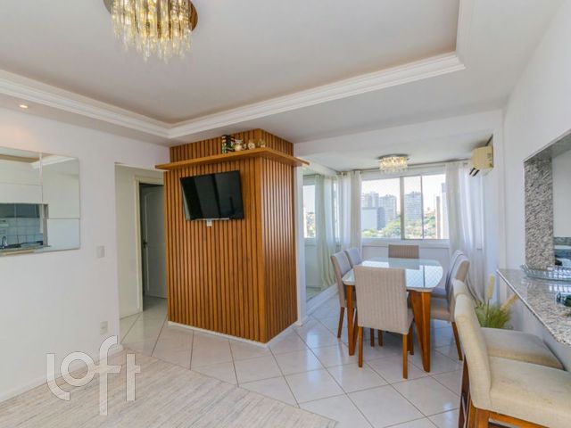 Apartamento com 72m², 3 dormitórios, 1 vaga, Chácara das Pedras em Porto Alegre