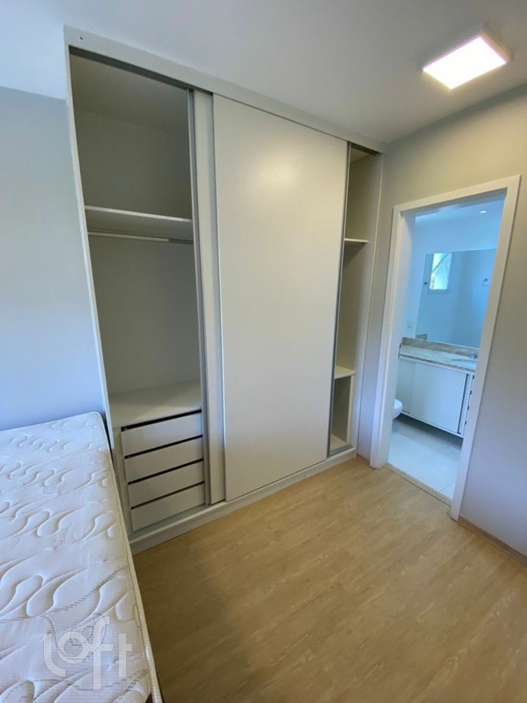 Apartamento à venda com 2 quartos, 133m² - Foto 13