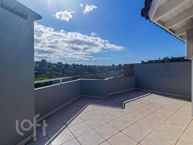 Casa com 238m², 3 dormitórios, 2 suítes, 2 vagas, Chácara das Pedras em Porto Alegre