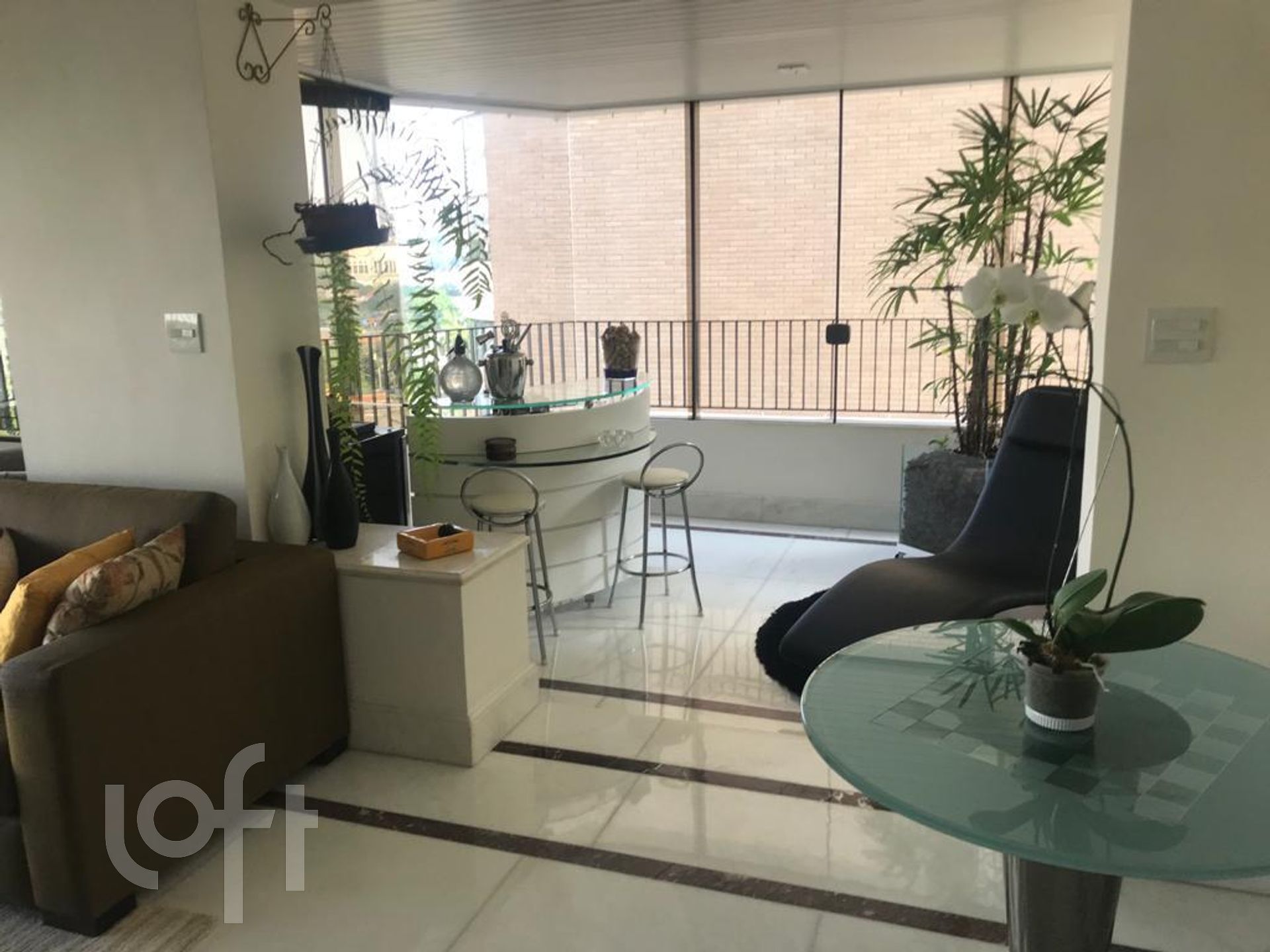 Apartamento à venda com 4 quartos, 300m² - Foto 3