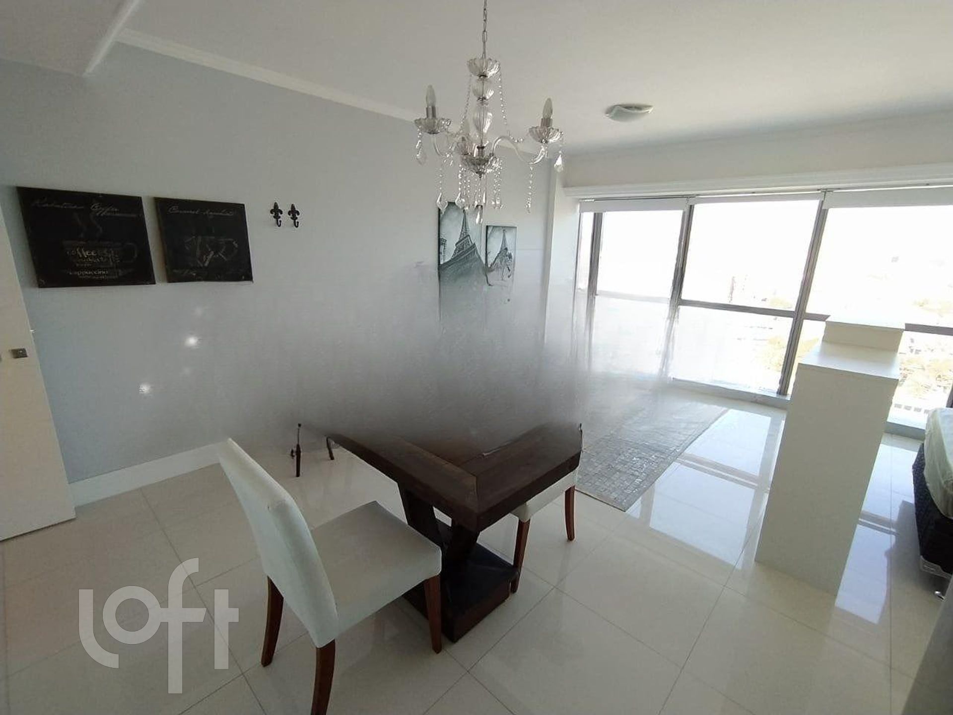 Apartamento com 38m², 1 dormitório, 1 vaga, Praia de Belas em Porto Alegre