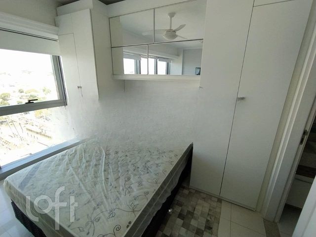 Apartamento com 38m², 1 dormitório, 1 vaga, Praia de Belas em Porto Alegre