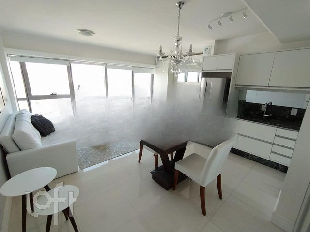 Apartamento com 38m², 1 dormitório, 1 vaga, Praia de Belas em Porto Alegre