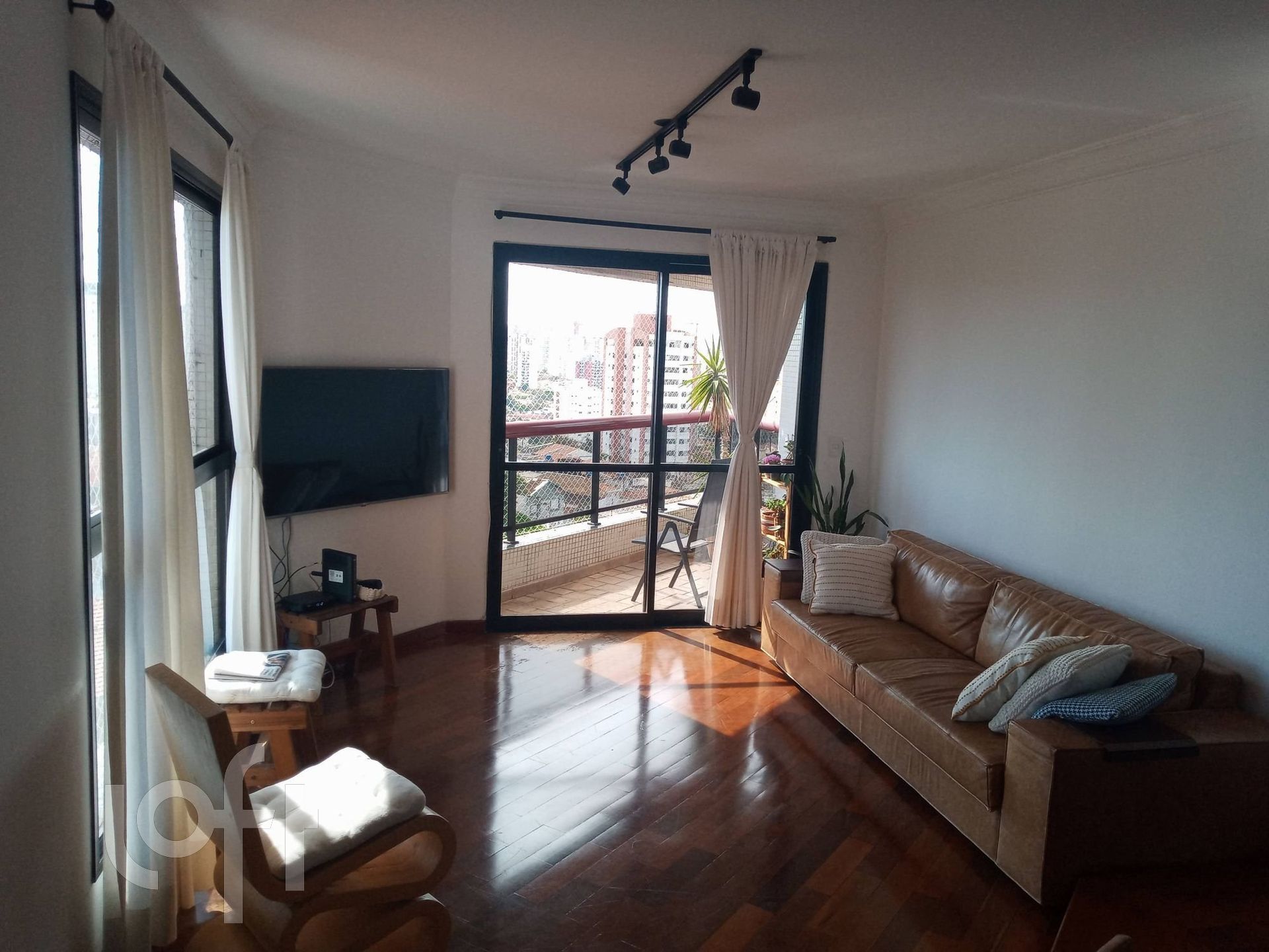 Apartamento à venda com 3 quartos, 126m² - Foto 1