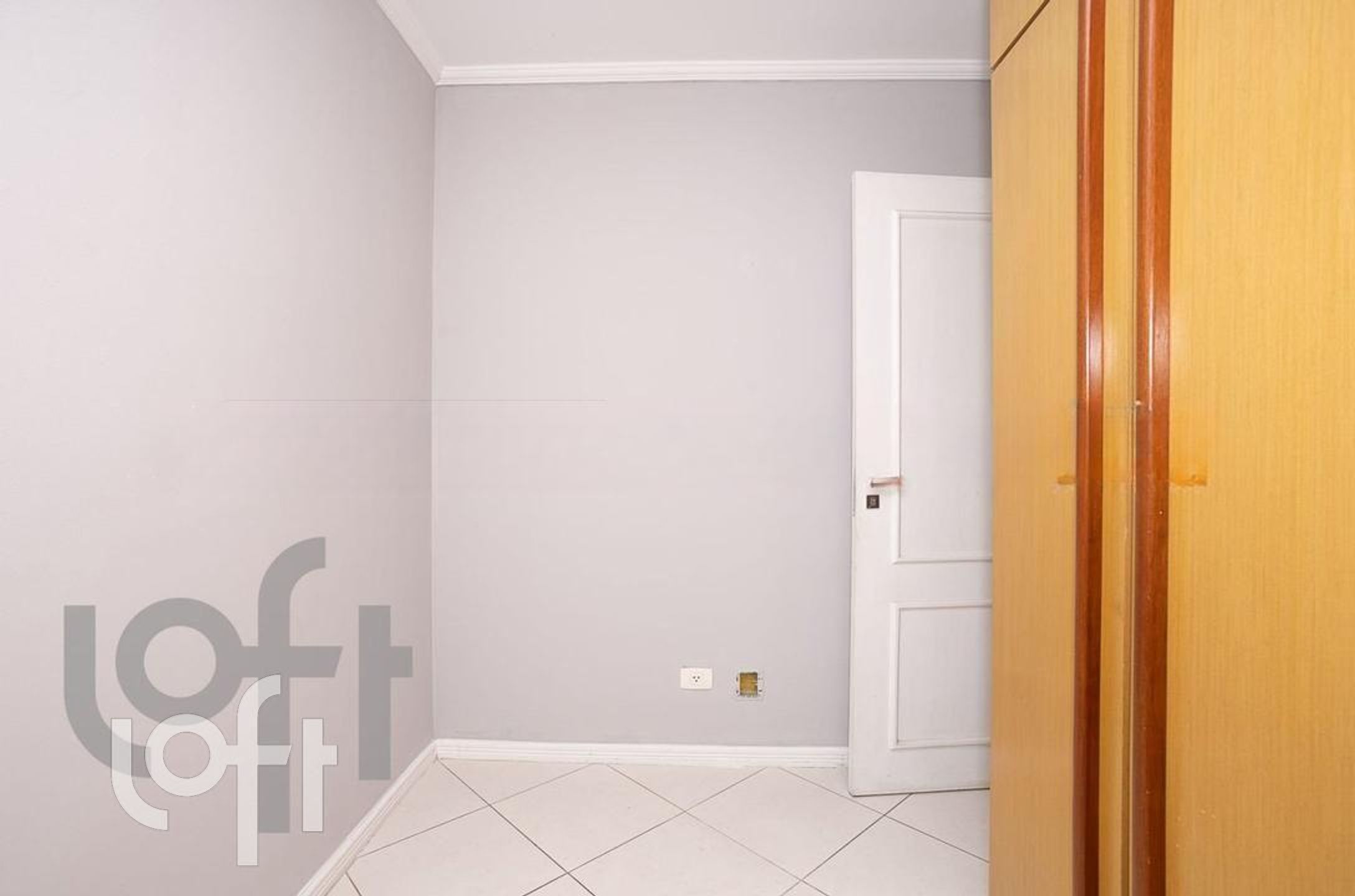 Apartamento à venda com 2 quartos, 56m² - Foto 3