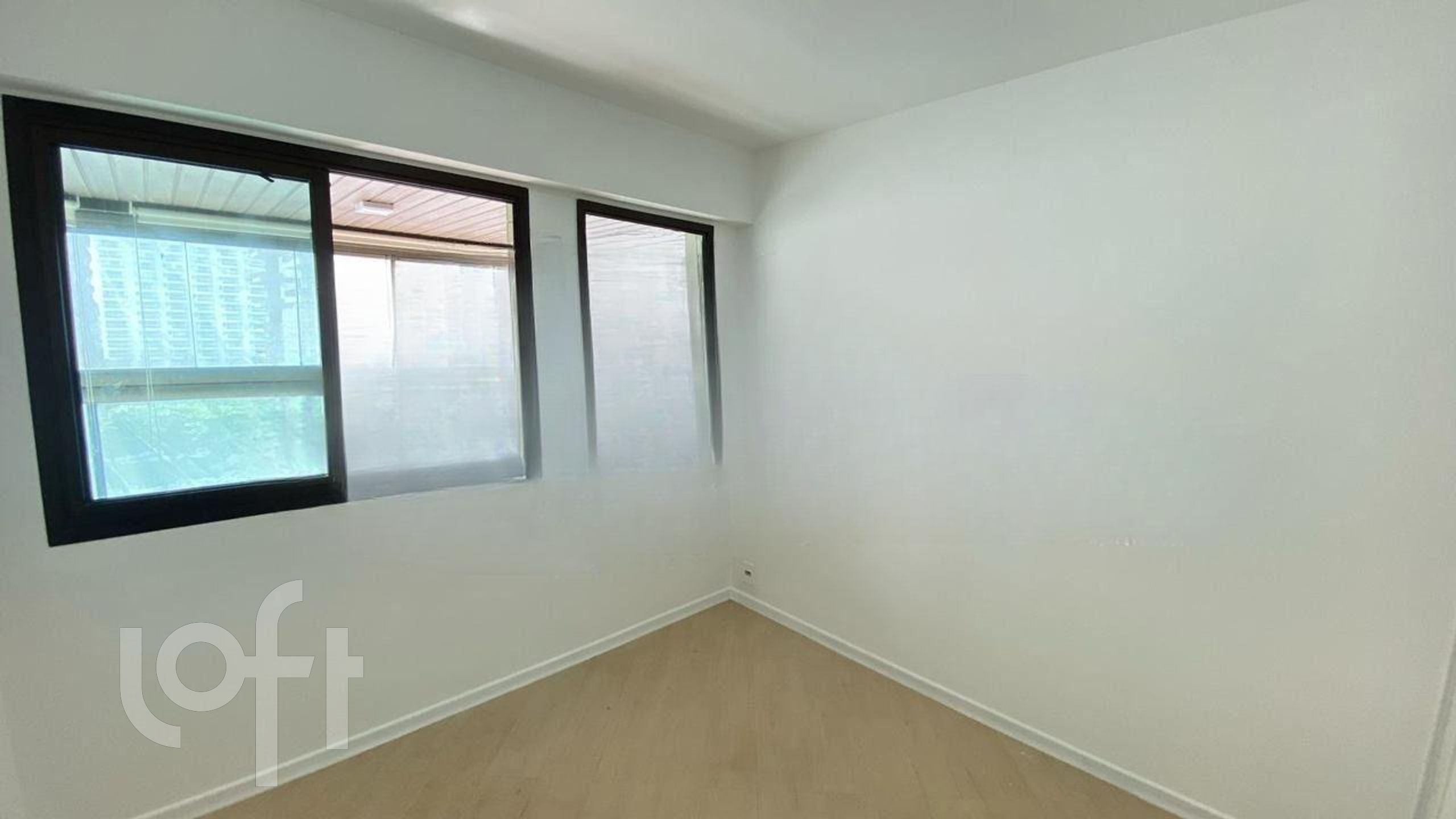 Apartamento à venda com 4 quartos, 147m² - Foto 13