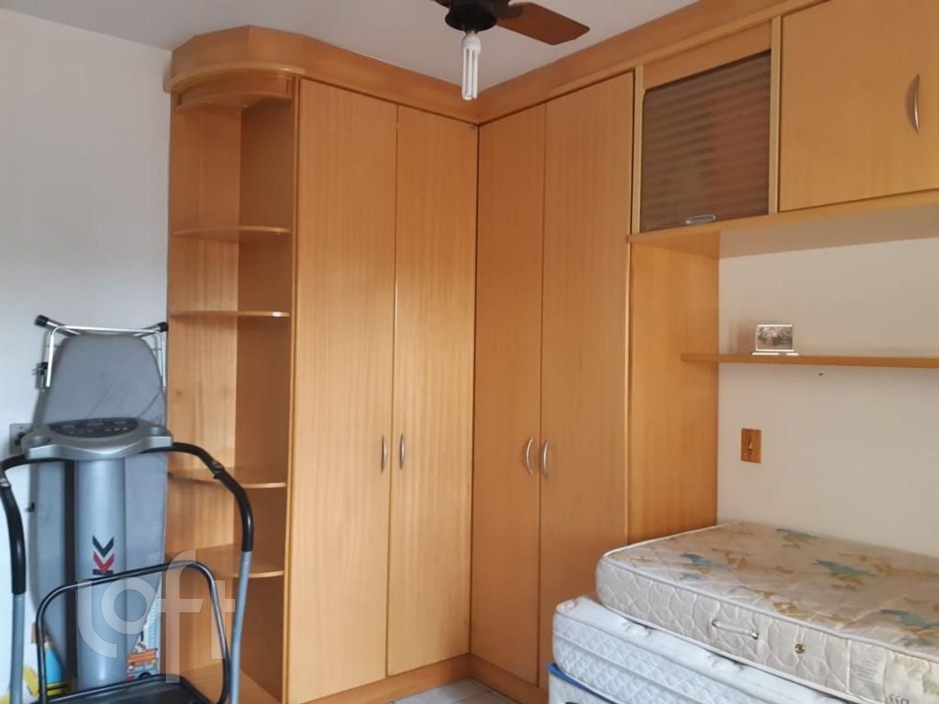 Casa à venda com 2 quartos, 68m² - Foto 16