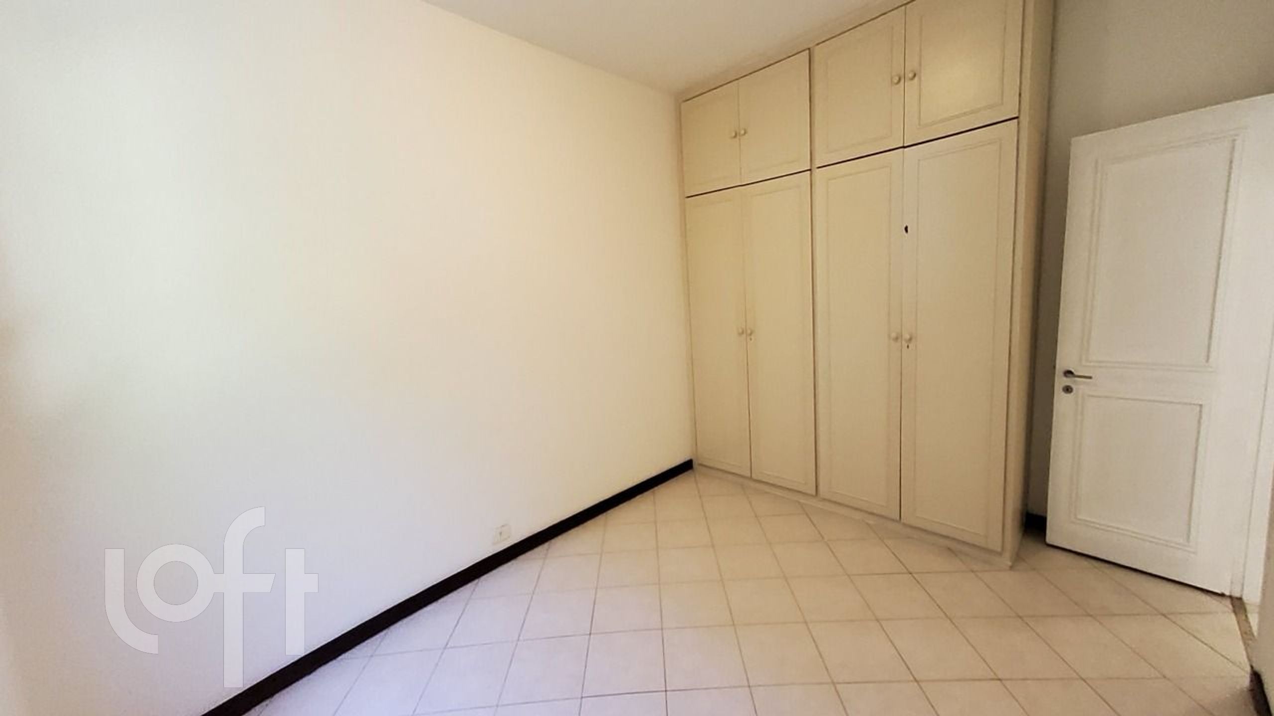 Apartamento à venda com 4 quartos, 206m² - Foto 22